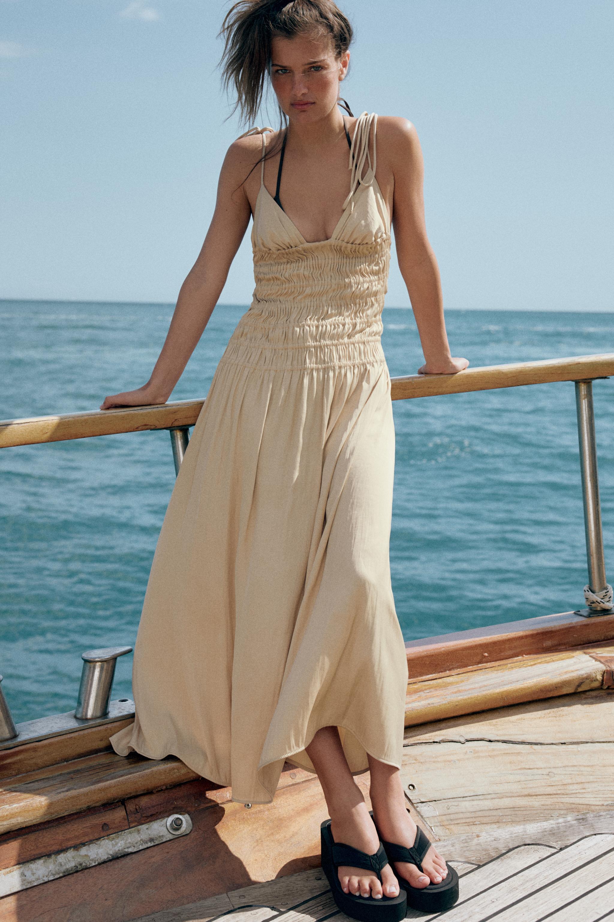 PLATFORM SANDALS